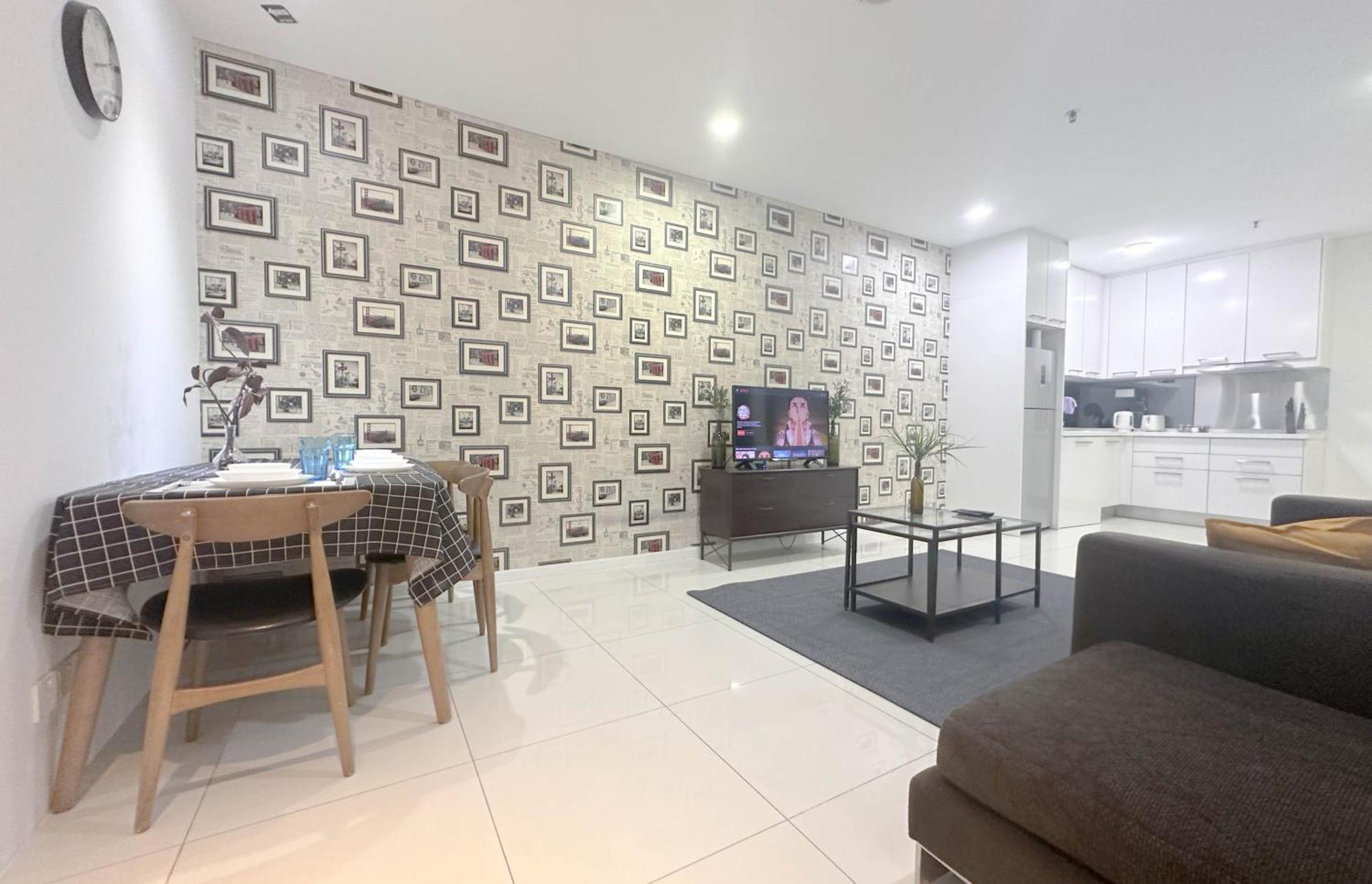 Summer Suites Klcc By Apartx Kuala Lumpur Exterior photo
