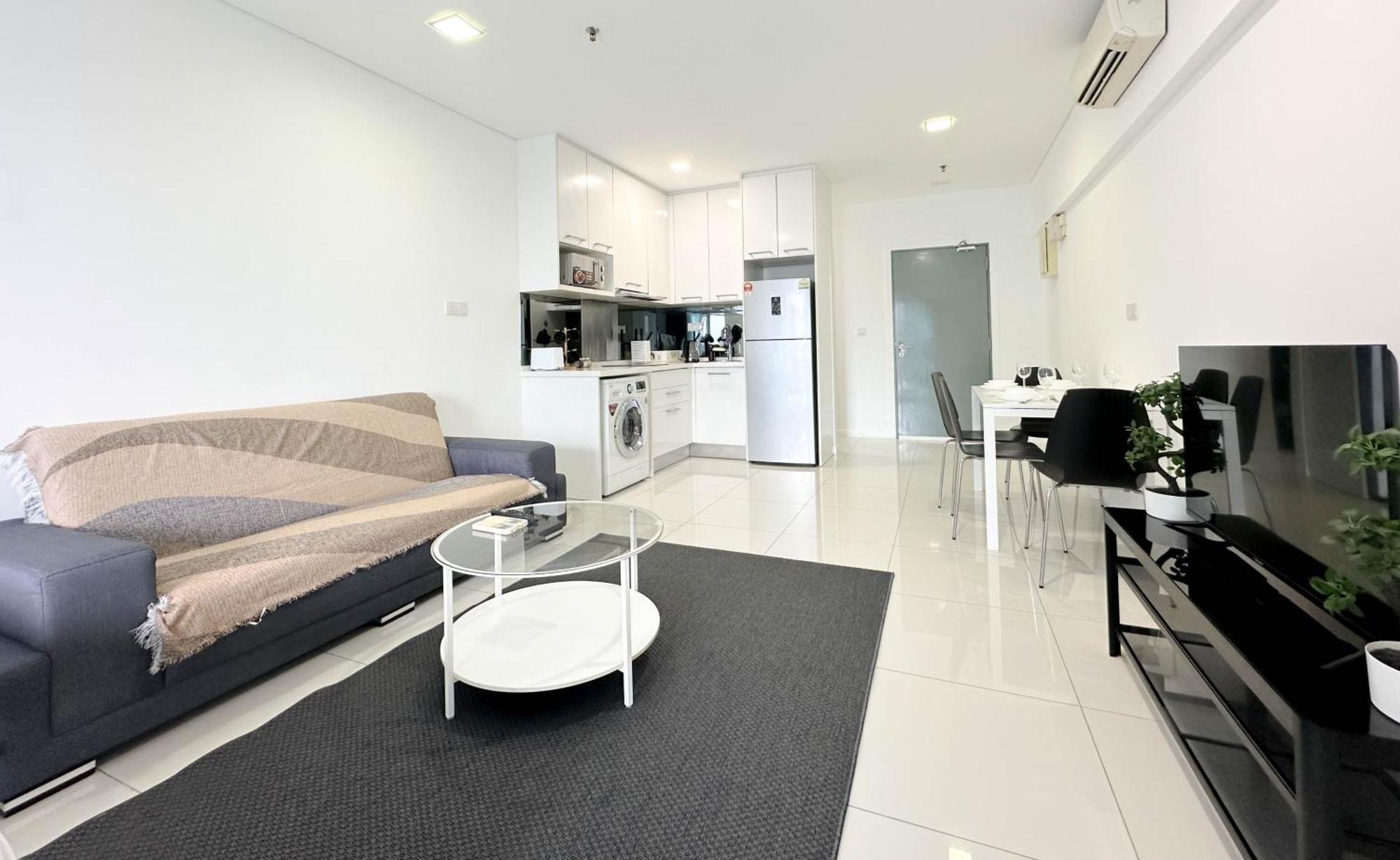 Summer Suites Klcc By Apartx Kuala Lumpur Exterior photo