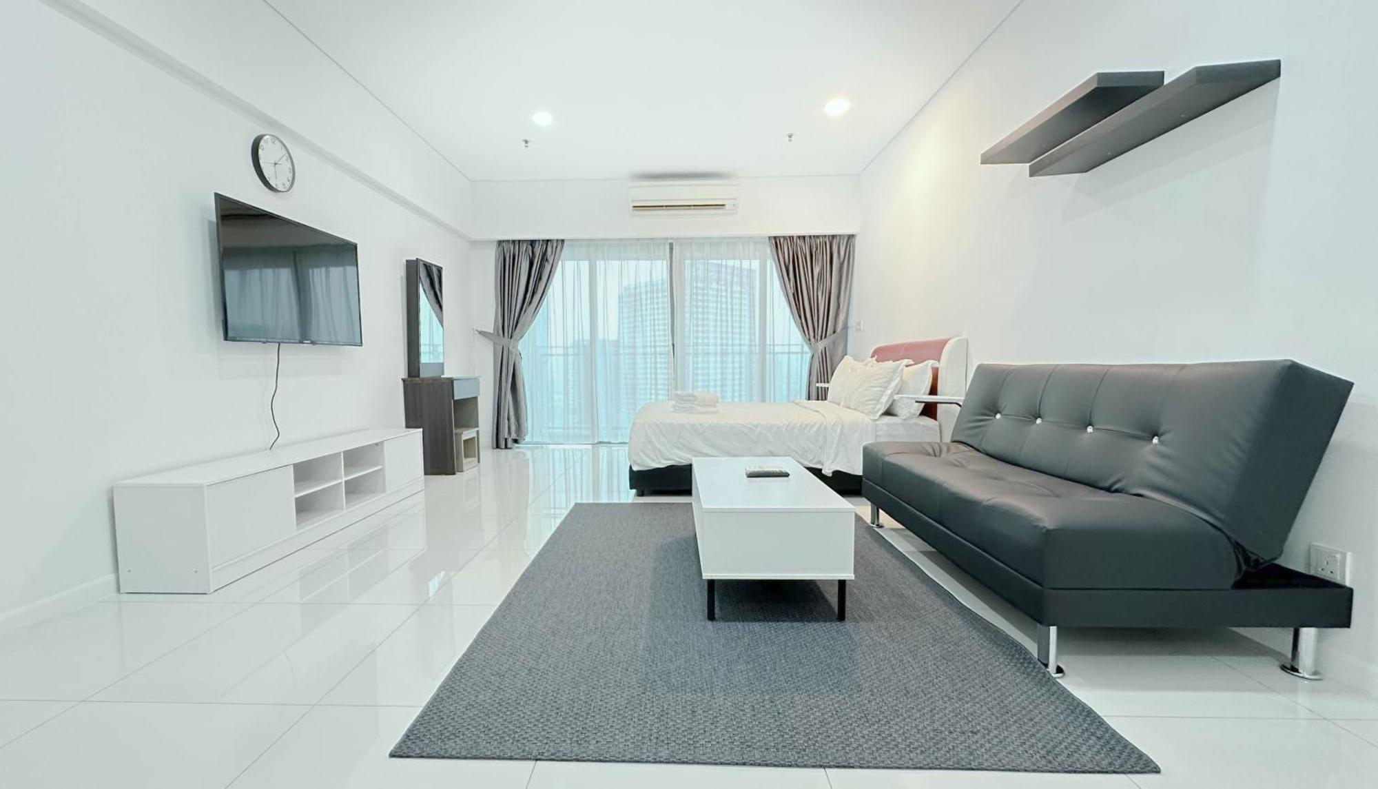 Summer Suites Klcc By Apartx Kuala Lumpur Exterior photo